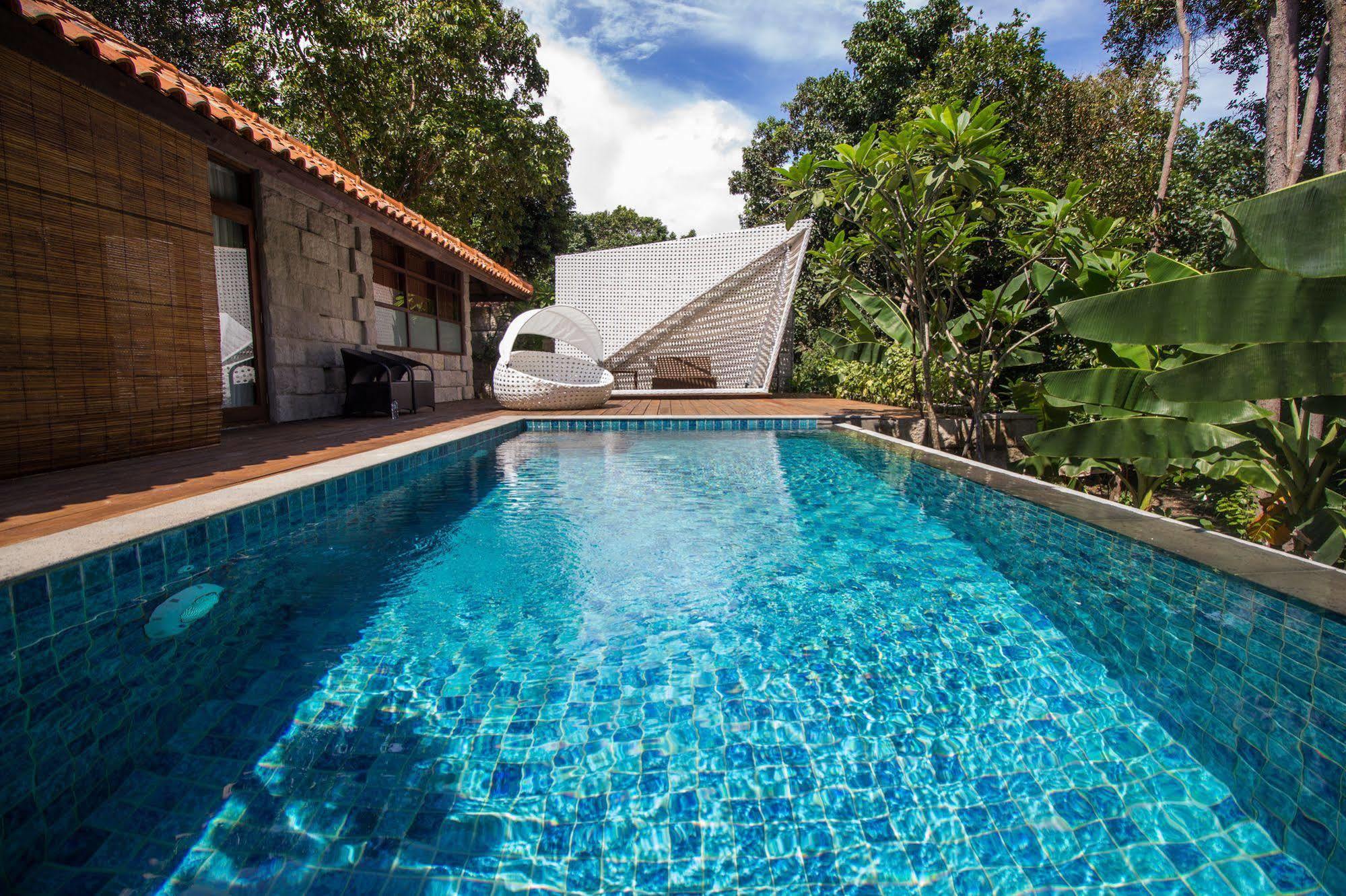 Arumdalu Private Resort Belitung Exterior foto